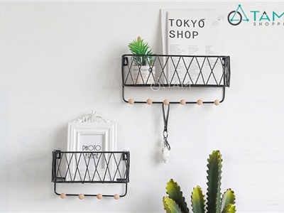 Kệ sắt treo tường trang trí có móc treo số 22